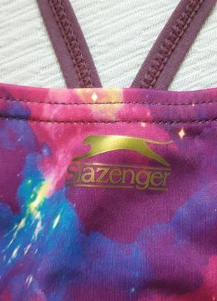 Бомбезный фирменный слитный купальник для бассейна и пляжа принт космос slazenger