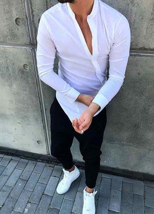 Мужская рубашка косуха белого цвета оригинального кроя4 фото