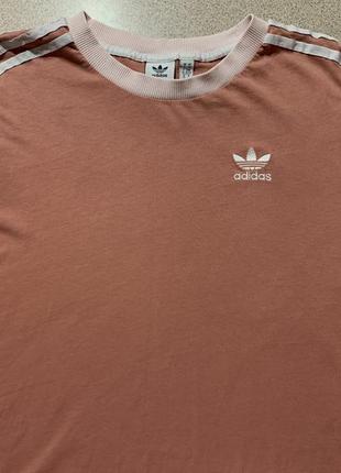 Жіноча футболка adidas2 фото