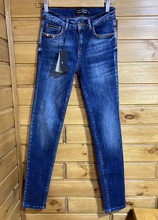 Жіночі турецькі сині джинси 28 розмір