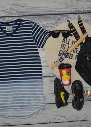 8 лет 128 см обалденно крутая фирменная футболка футболочка мальчику полоска градиент next некст