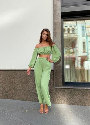 Жіночний костюм бавовняний з відкритими плечима