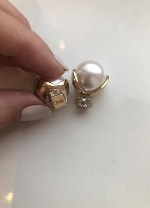 Пусети діор перлинні білі з логотипом знижка розпродаж акцiя