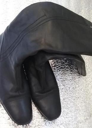 Шкіряні чоботи ara