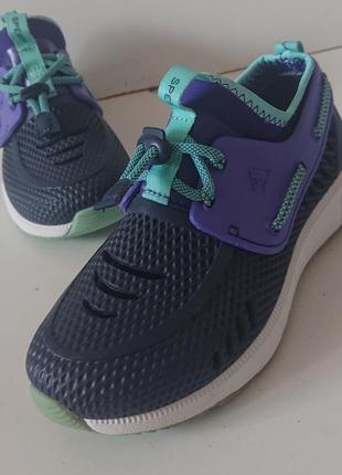 Фирменные кроссовки из сша .sperry .оригинал .