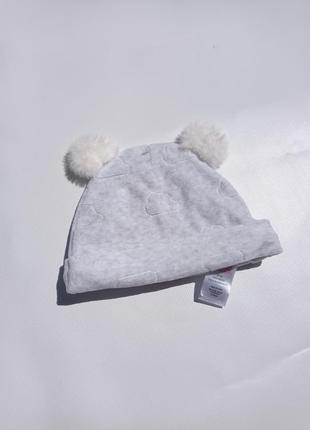 Primark. шапочка велюрова на 0-3 місяці.