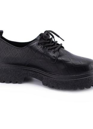 Стильные черные закрытые туфли на шнурках платформе толстой подошве массивные модные4 фото