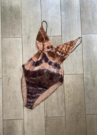Коричневый слитный купальник,тай-дай