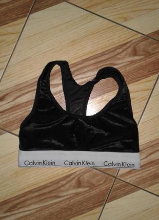 Топ calvin klein