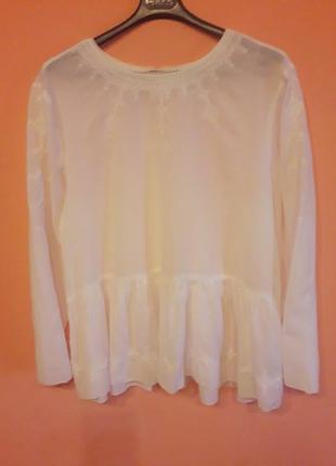 Супер нежная блуза с вышивкой