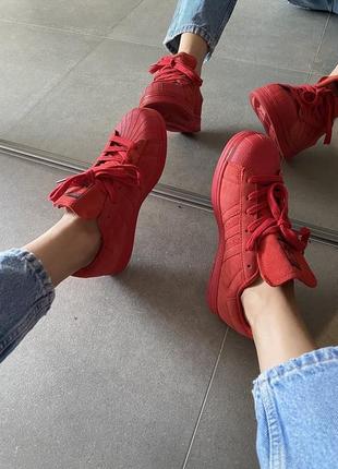 Шикарні жіночі кеди adidas superstar london червоні9 фото