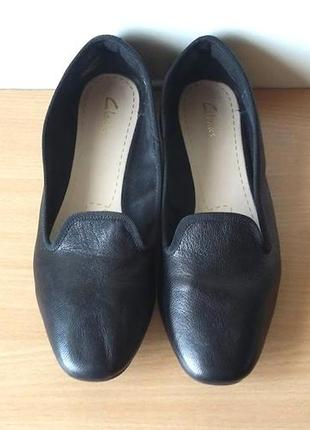 Суперові шкіряні туфлі, балетки clarks 37,5 р. по устілці 23,6 см