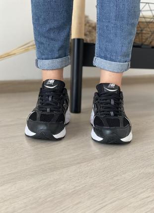 Женские стильные осенние кроссовки new balance 530 black white4 фото