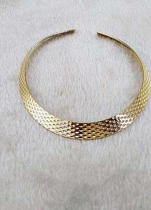 Колье пектораль золотистое под шею бижутерия купить недорого чокер ожерелье