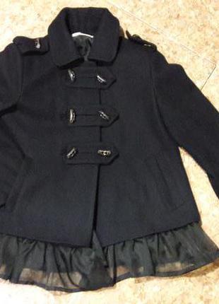 Пальто з рюшою