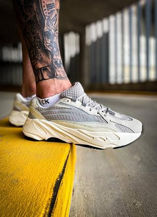 Adidas yeezy 700 v2 🍏 стильні жіночі чоловічі кросівки адідас ізі 700