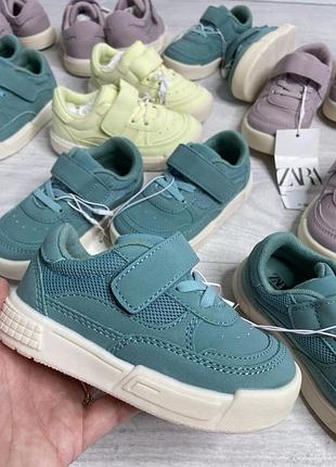 Кроссовочки zara 6