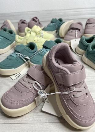 Кроссовочки zara 2