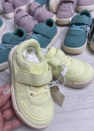 Кроссовочки zara 7