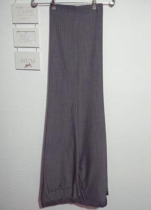 Фирменные шерстяные мужские брюки в стильную полоску талия -112 см, длина -110см.2 фото
