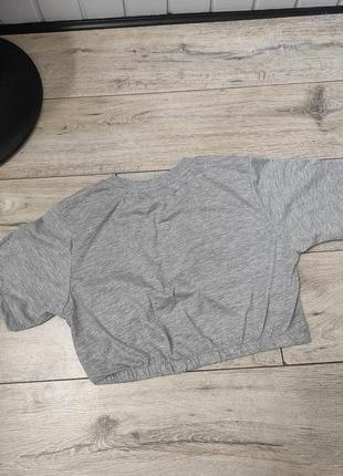 Серый женский  топ asоs укороченная футболка с переплетом5 фото