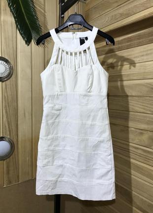Белоснежное коктейльное платье