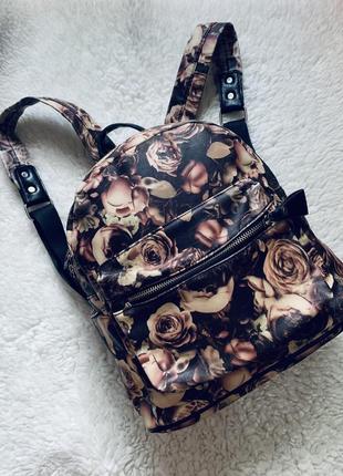 Рюкзак з трояндами/ квітами