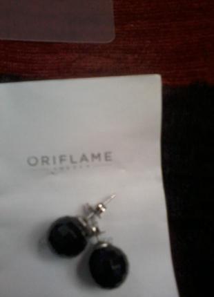 Сережки-пуссети