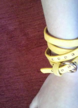 Жовтий браслет 2
