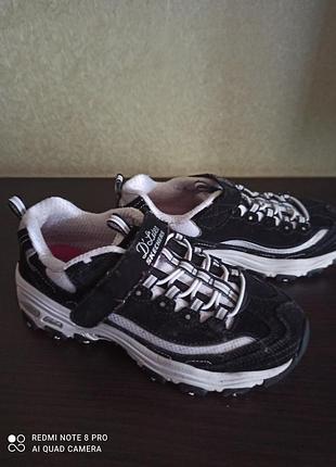 Кроссовки skechers размер 35