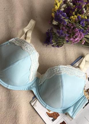 Блакитний бюстгальтер дефіле розмір 75f
