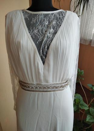 Весільна сукня зі шлейфом tfnc london4 фото