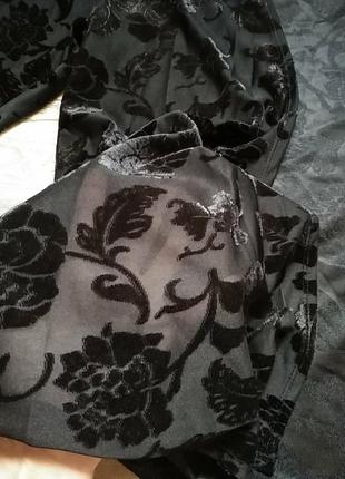 Очень красивая велюровая накидка размер 48