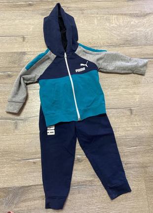 Спортивний костюм