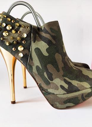 Ботильйони blink. всередині мікрофібра і натуральна шкіра