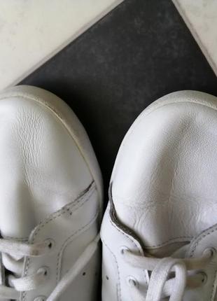 Белые кожаные кроссовки miss stan adidas6 фото