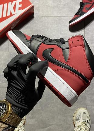 Кросівки nike air jordan 1 mid red black3 фото