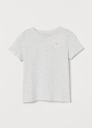 Стильная футболка с сердечком h&m