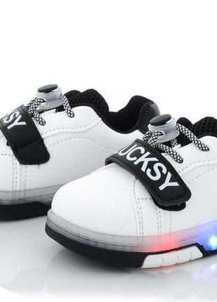 Легкі кеди кросівки з підсвічуванням