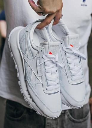 Шикарные мужские кроссовки reebok legacy white белого цвета2 фото