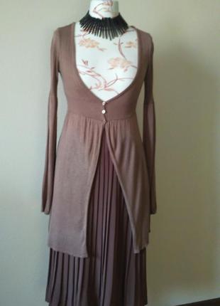 Бежевий кардиган з ажурною поличкою та спинкою