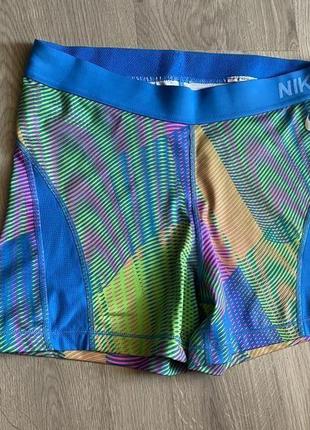 Шорти фірмові