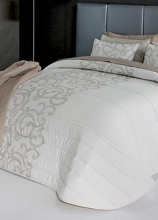 Покривало об'ємне стьобане з 2 наволочками reig marti amiens с01 250х270 см бежеве