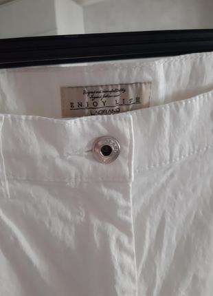 Белые брюки, лёгкие, приятные2 фото
