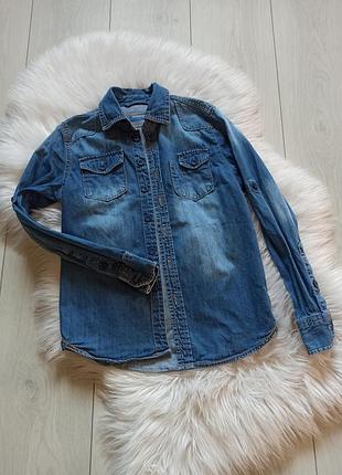 Джинсовая одежда рубашка