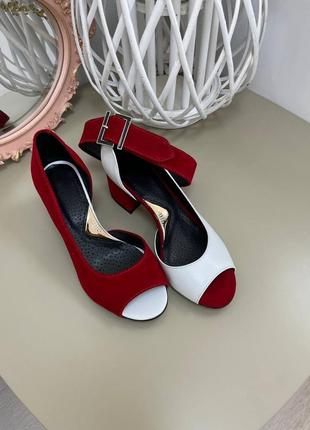 Ексклюзивні туфлі з натуральної італійської шкіри і замша білі червоні човники5 фото
