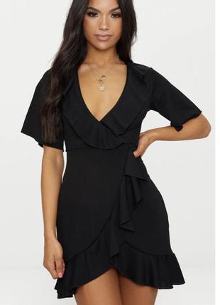Чорне плаття з запахом і оборкою xs -s prettylittlehing