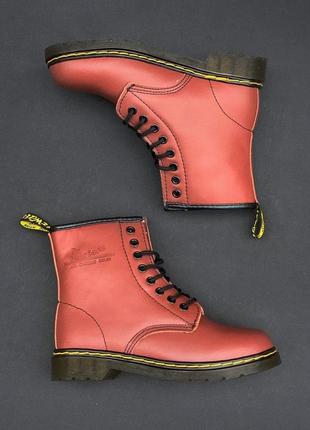 Dr.martens 1460 red червоні зимові черевики жіночі мартінс з хутром з натуральної з хутром жіночі зимні червоні ботінки мартінс із натуральної шкіри3 фото