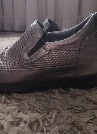 Сліпони, туфлі