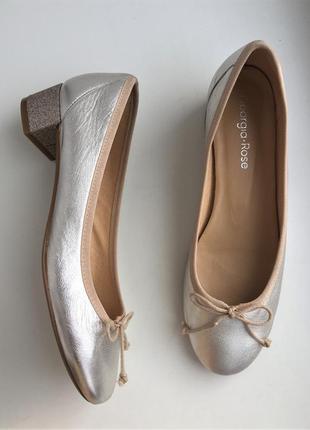 Новые кожаные туфли georgia rose 39 р. балетки золотистые шкіряні туфлі8 фото